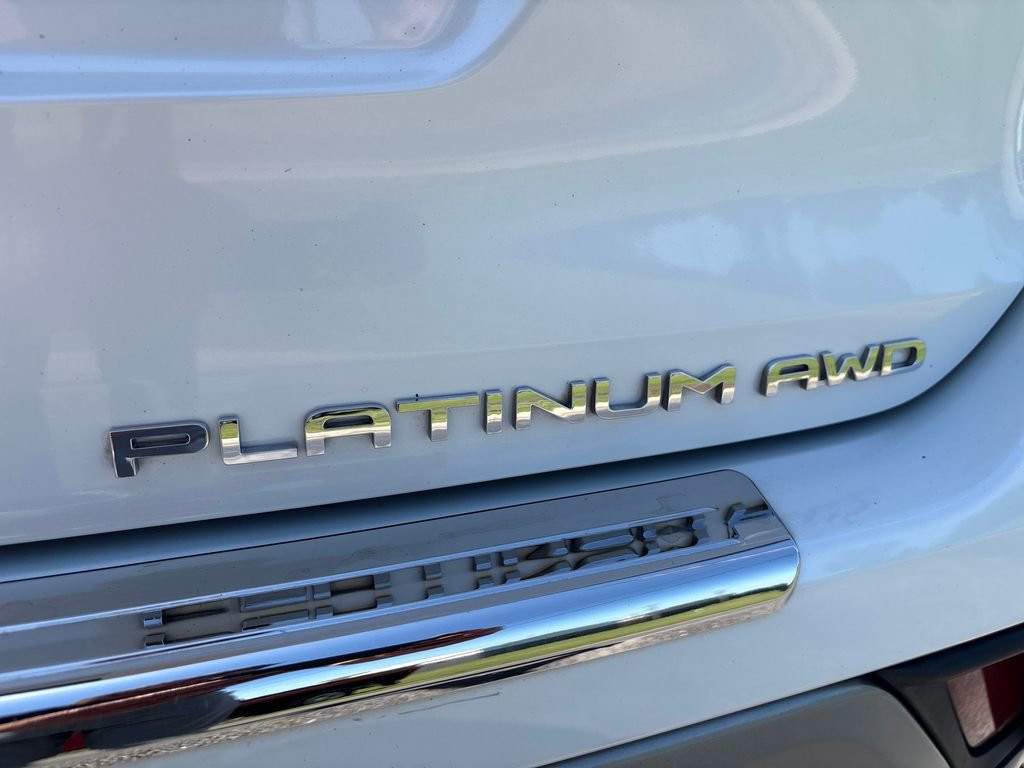 Used 2020 Toyota Highlander Platinum AWD/4WD image 10