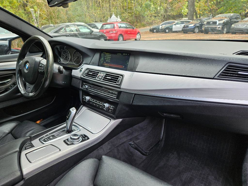 Used 2013 BMW 550i xDrive Sedan AWD/4WD image 41