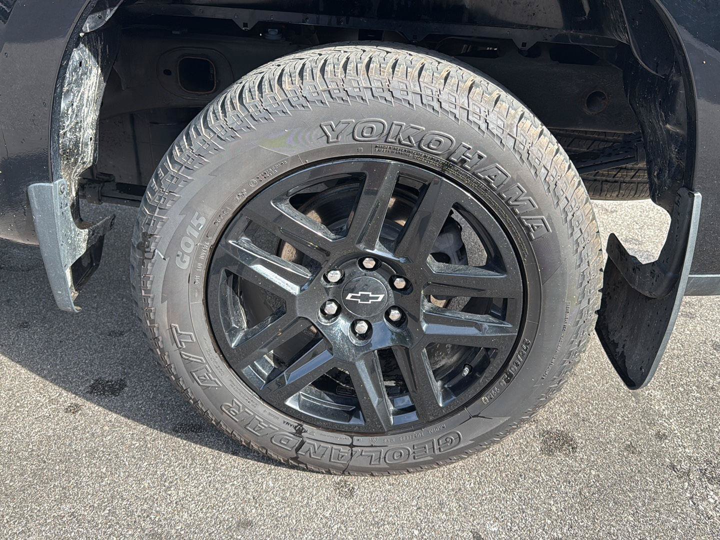 Used 2024 Chevrolet Silverado 1500 Custom AWD/4WD image 16