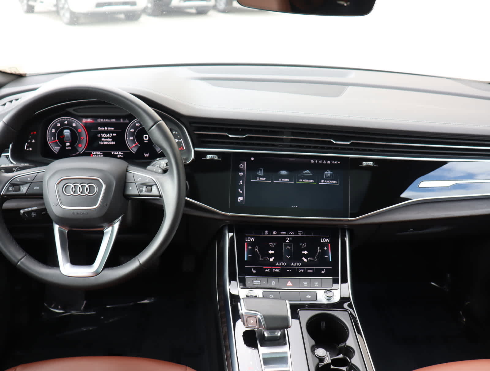 Used 2023 Audi Q8 Premium w/ Convenience Package image 13