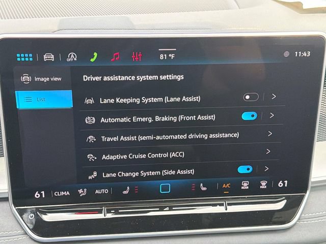 New 2026 Volkswagen Tiguan SE R-Line FWD image 16
