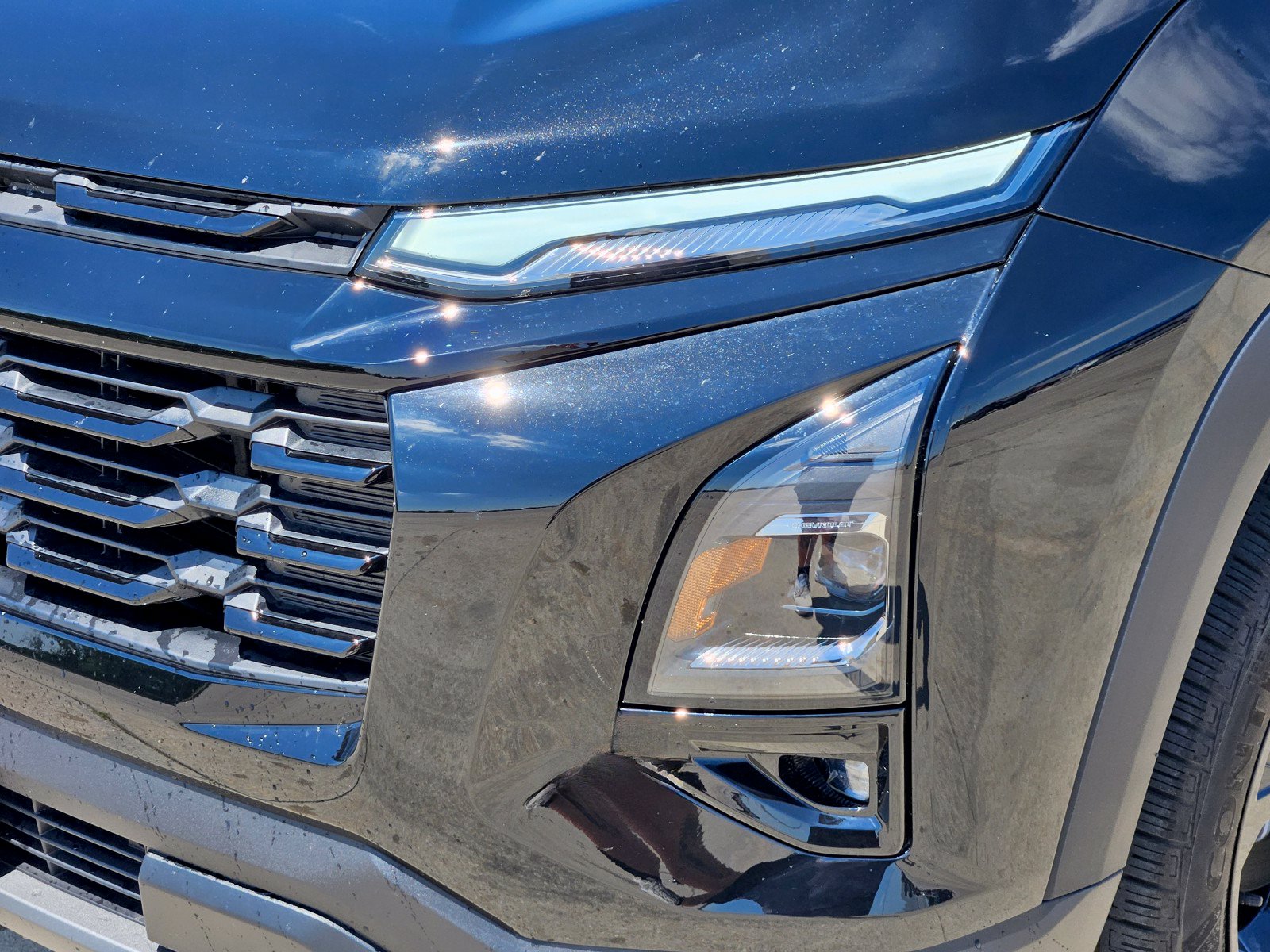 New 2026 Chevrolet Equinox LT w/ Convenience Package II FWD image 5