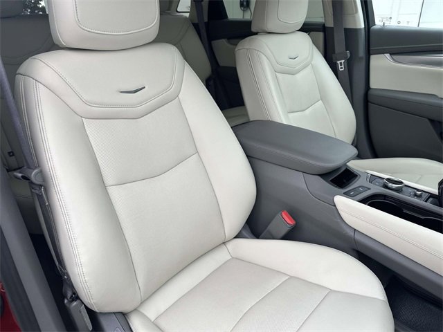 Certified 2022 Cadillac XT5 Premium Luxury image 25