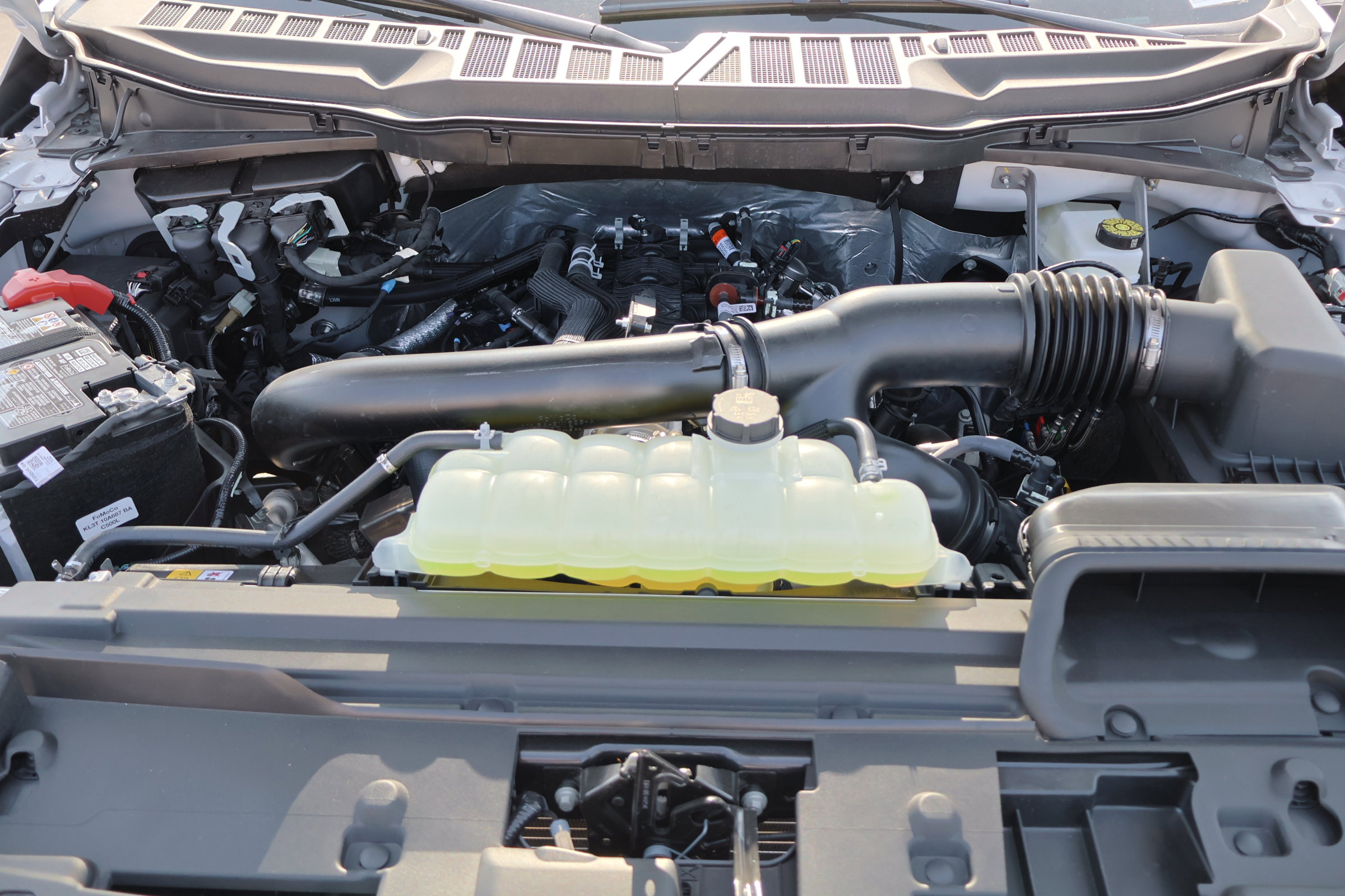 Certified 2025 Ford F150 Lariat w/ Equipment Group 501A Mid image 35