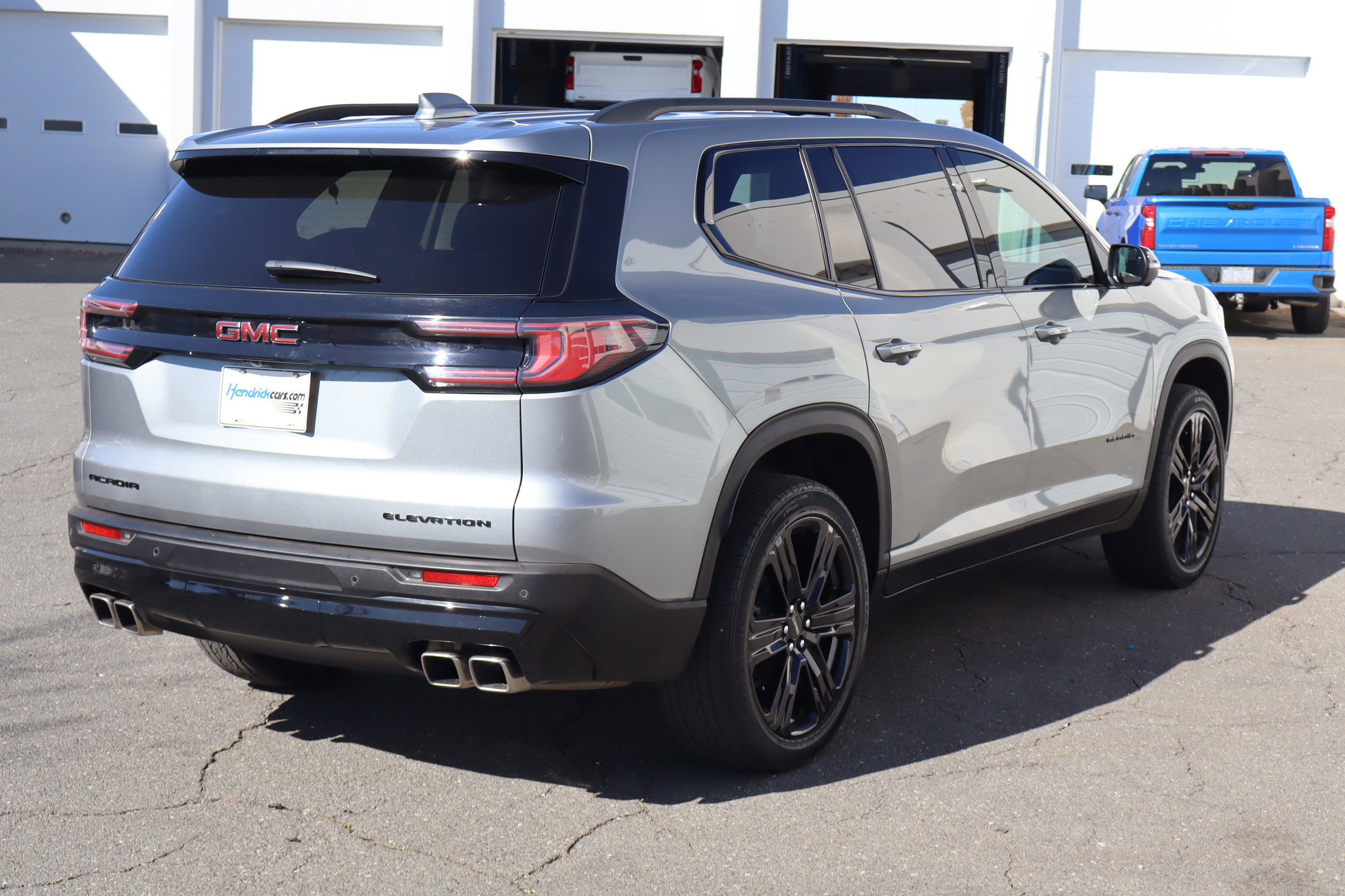 Used 2024 GMC Acadia Elevation w/ Black Edition image 10