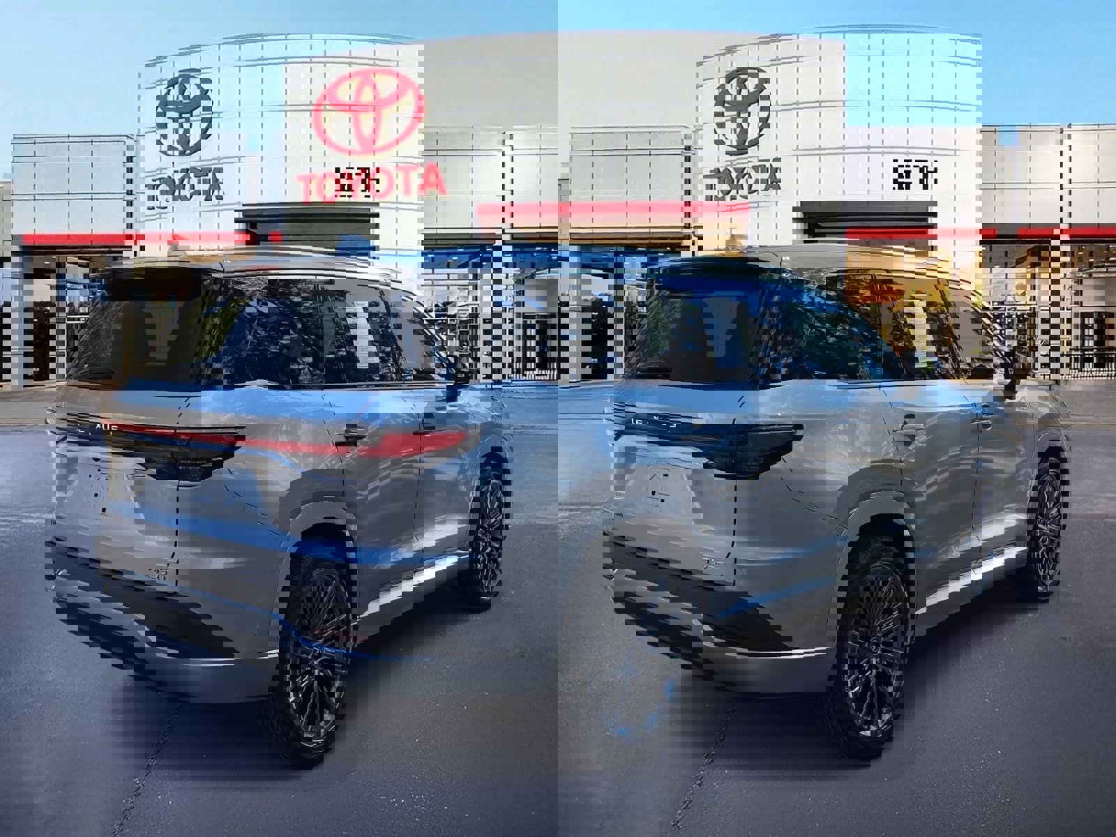 Used 2024 Lexus TX 350 FWD w/ Technology Package image 5