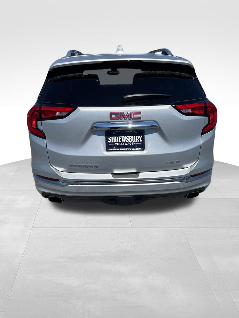 Used 2019 GMC Terrain Denali w/ Driver Alert Package II AWD/4WD image 7