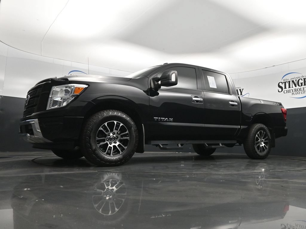 Used 2021 Nissan Titan SV w/ SV Convenience Package AWD/4WD image 28