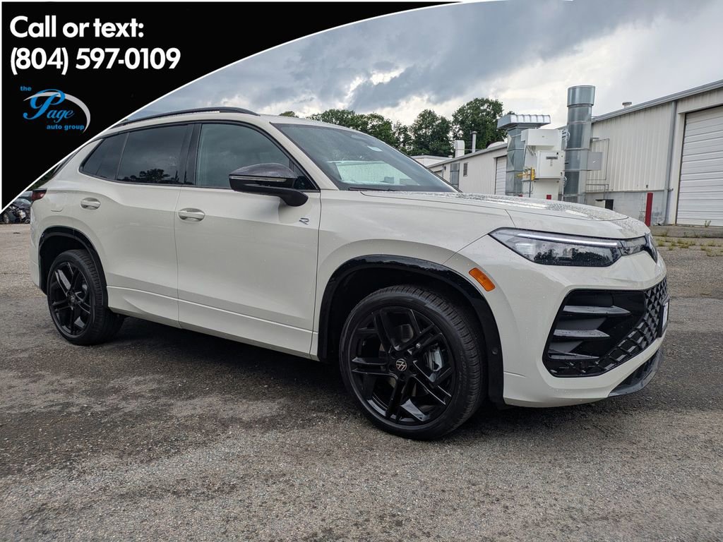 New 2026 Volkswagen Tiguan SE R-Line AWD/4WD image 1