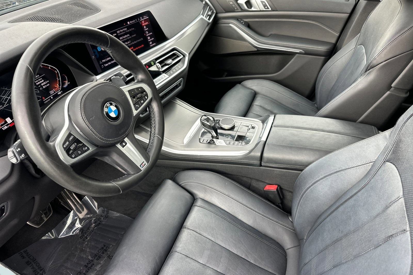 Used 2019 BMW X5 xDrive40i w/ M Sport Package image 4