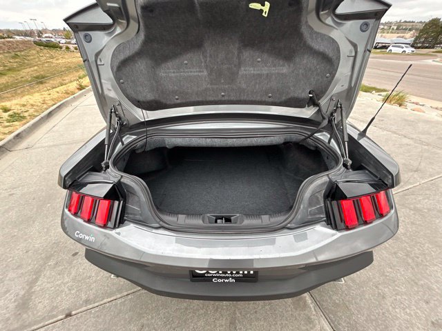 Used 2025 Ford Mustang Premium RWD image 10