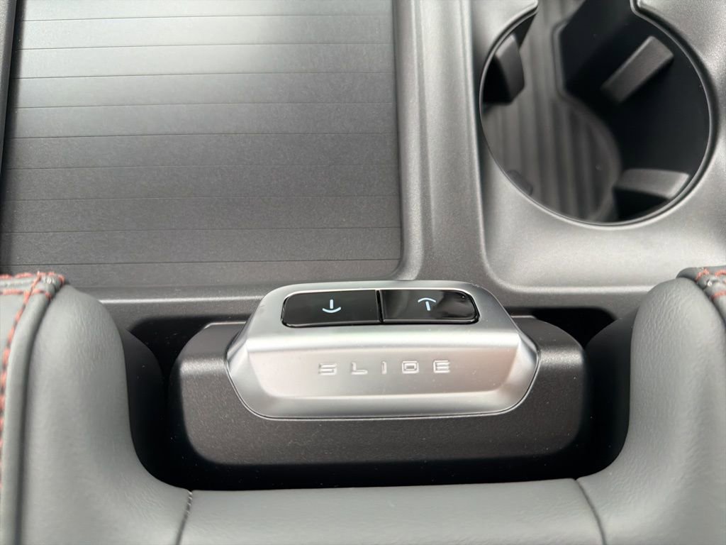 New 2025 Ford Expedition Max Active image 32