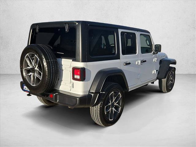 Used 2025 Jeep Wrangler Sport S image 5