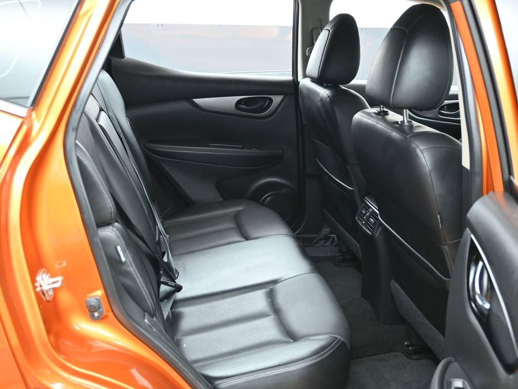 Used 2022 Nissan Rogue Sport SL image 35