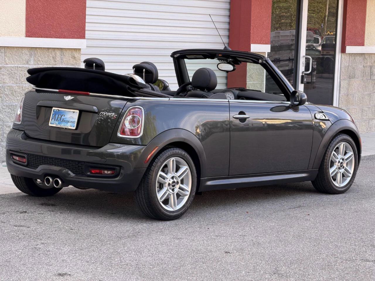 Used 2014 MINI Cooper S image 3