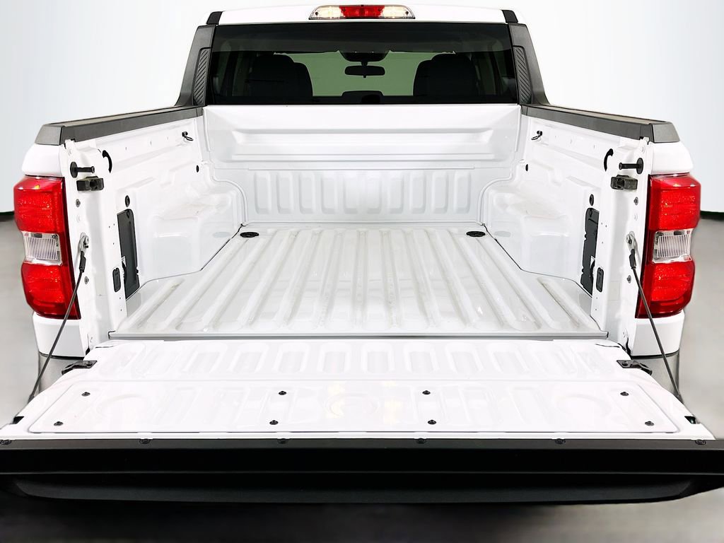 Used 2025 Ford Maverick XLT image 10