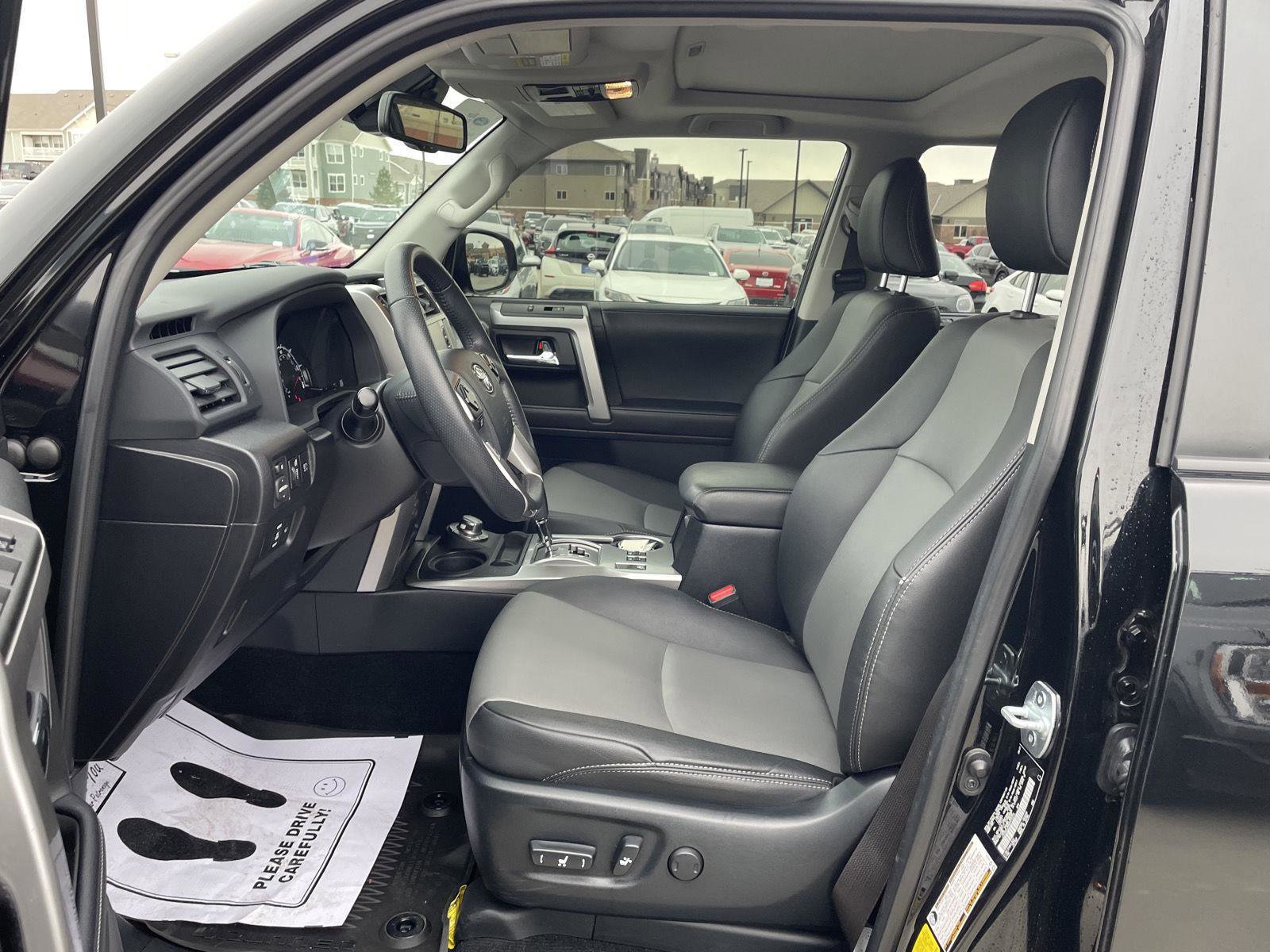 Used 2022 Toyota 4Runner SR5 Premium image 17