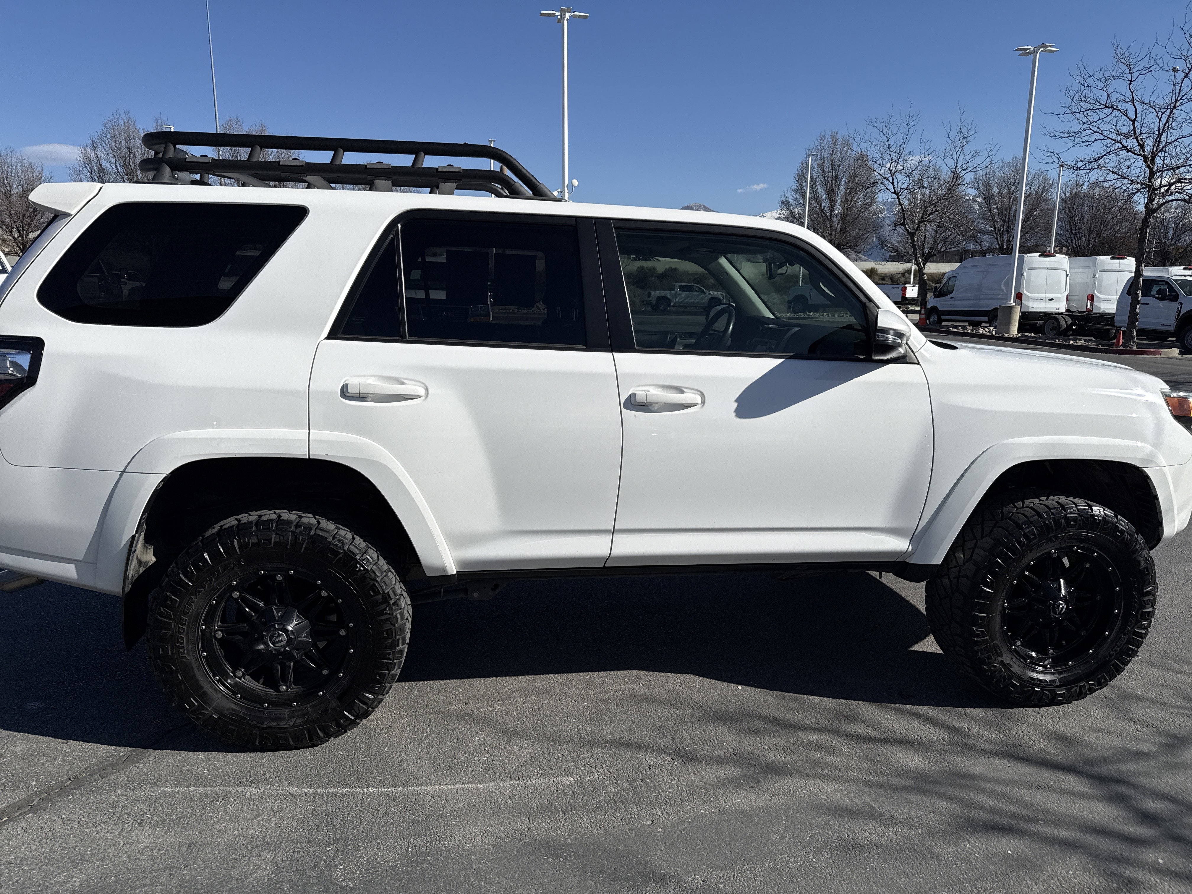 Used 2016 Toyota 4Runner SR5 image 6