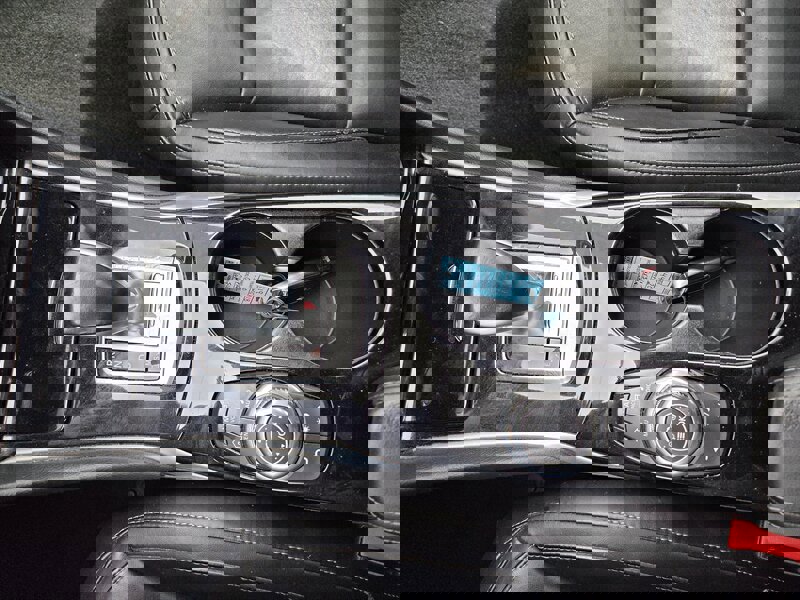 Used 2018 INFINITI QX30 Premium w/ Navigation Package AWD/4WD image 21