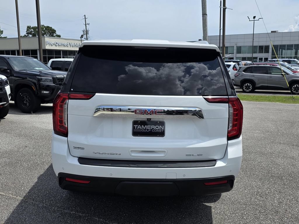 Used 2022 GMC Yukon SLE w/ Gmc Pro Safety Plus Package RWD image 3