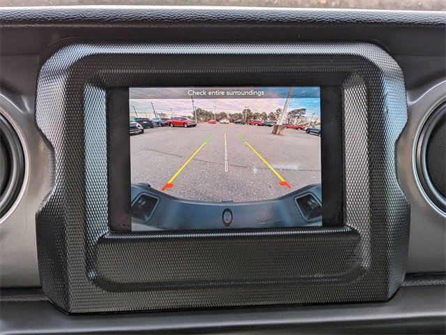 Used 2023 Jeep Gladiator Sport image 19