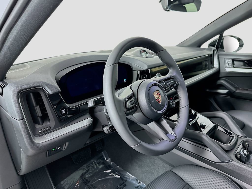 New 2026 Porsche Cayenne Coupe AWD/4WD image 4