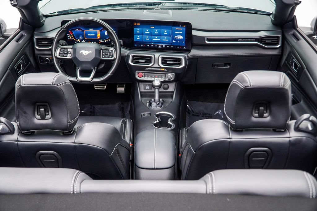 Used 2025 Ford Mustang Premium RWD image 6