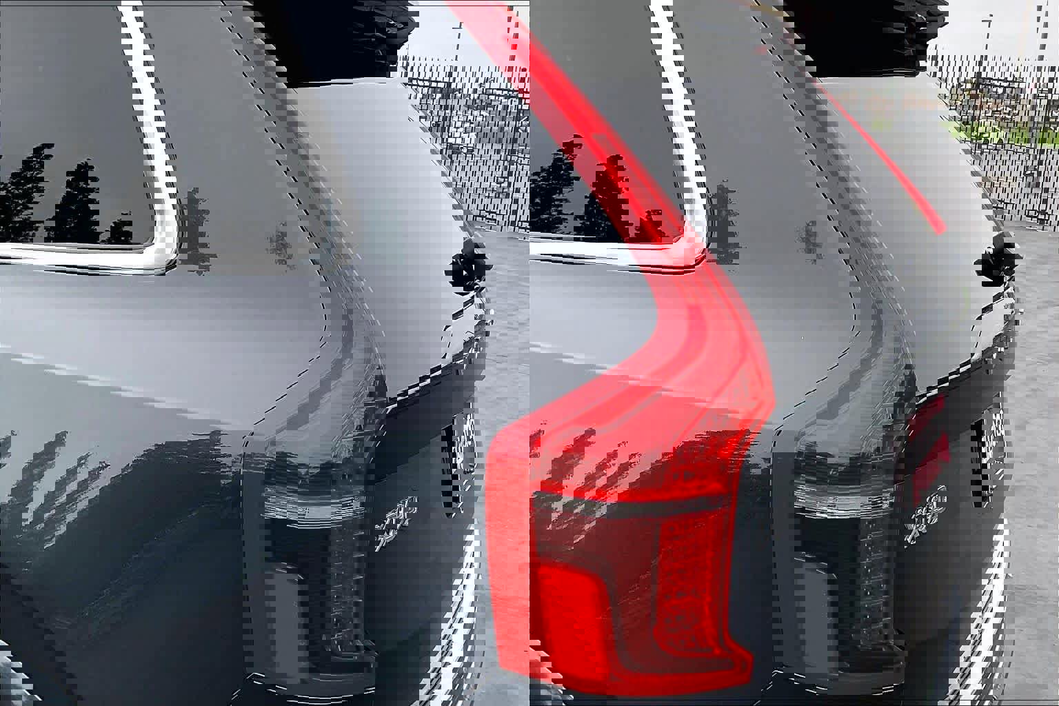 Used 2022 Volvo XC90 T8 Inscription Expression w/ Advanced Package image 33