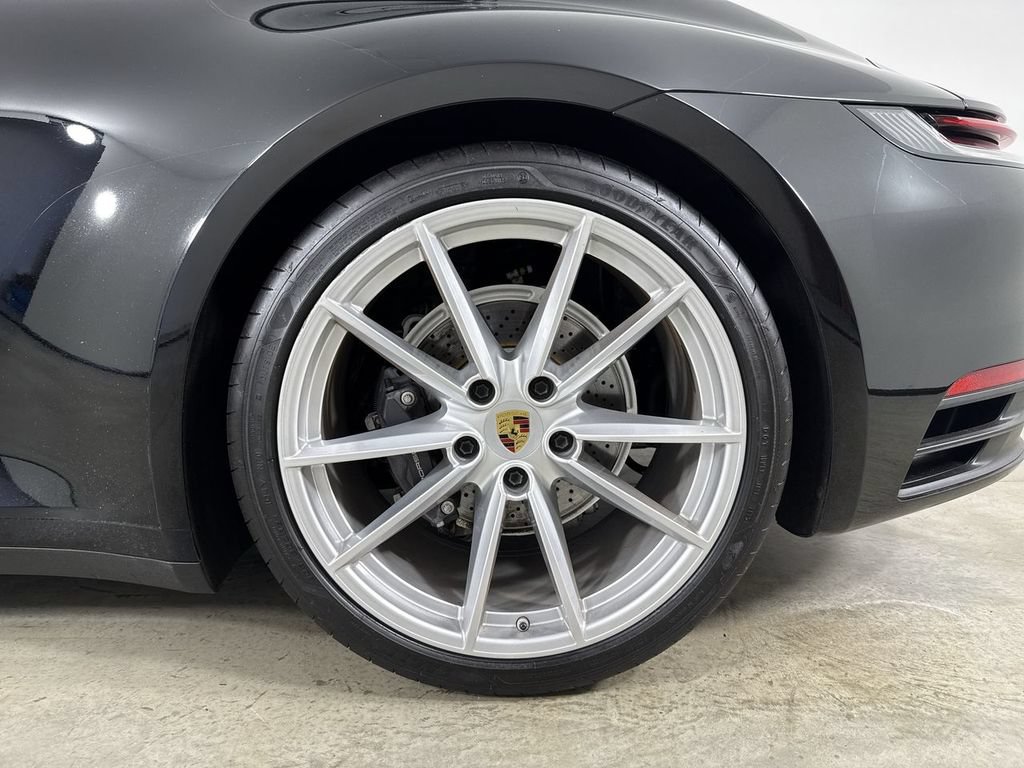 Certified 2024 Porsche 911 Carrera 4 AWD/4WD image 14