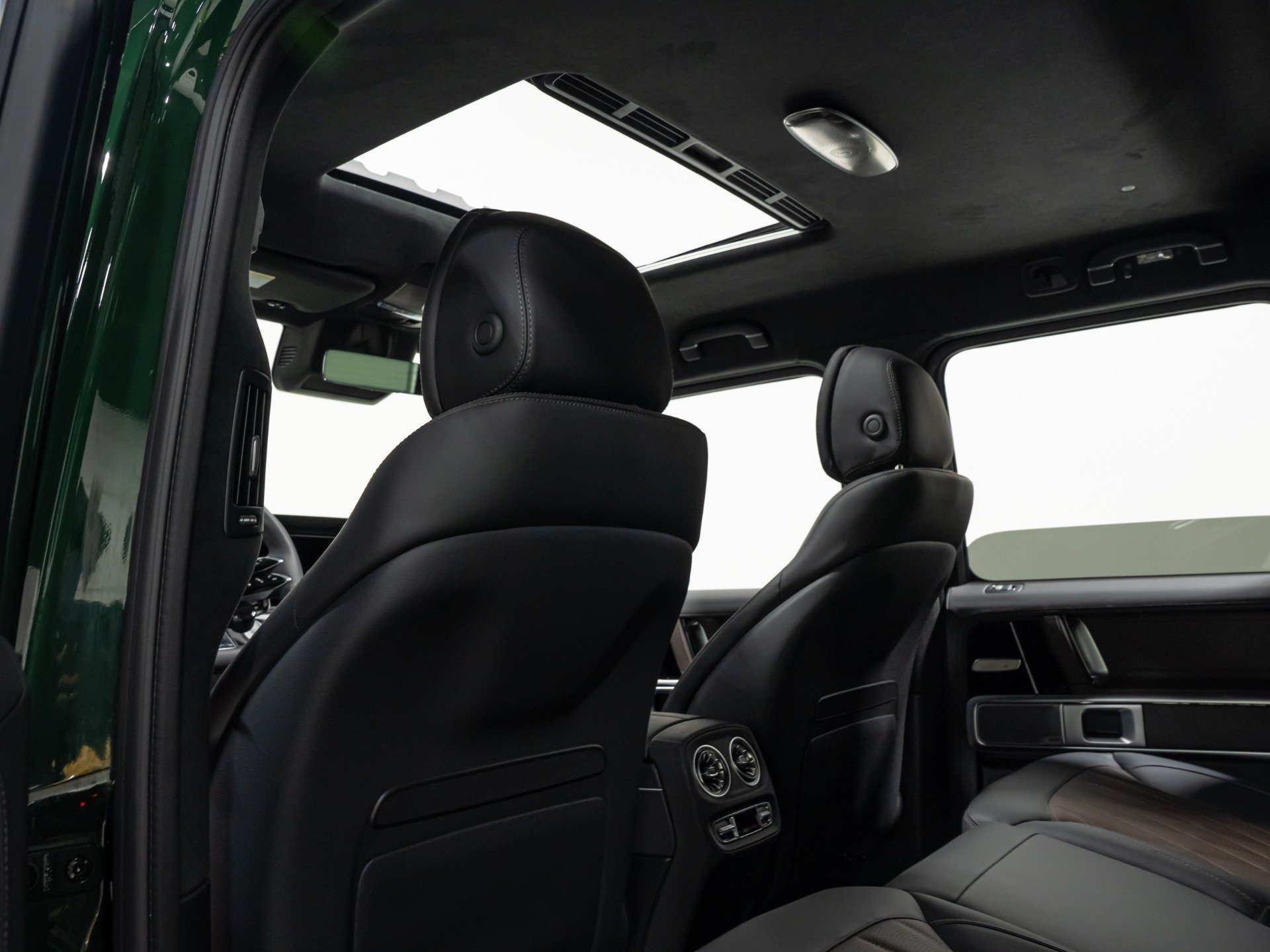 Used 2027 Mercedes-Benz G 63 AMG 4MATIC image 81