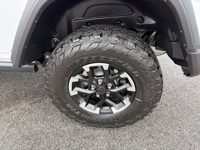 New 2026 Jeep Wrangler Unlimited Rubicon w/ Safety Group image 6