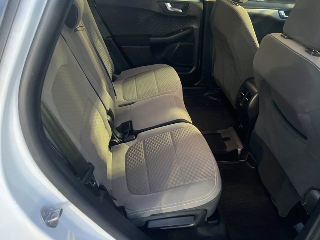 Used 2020 Ford Escape SE Sport image 11