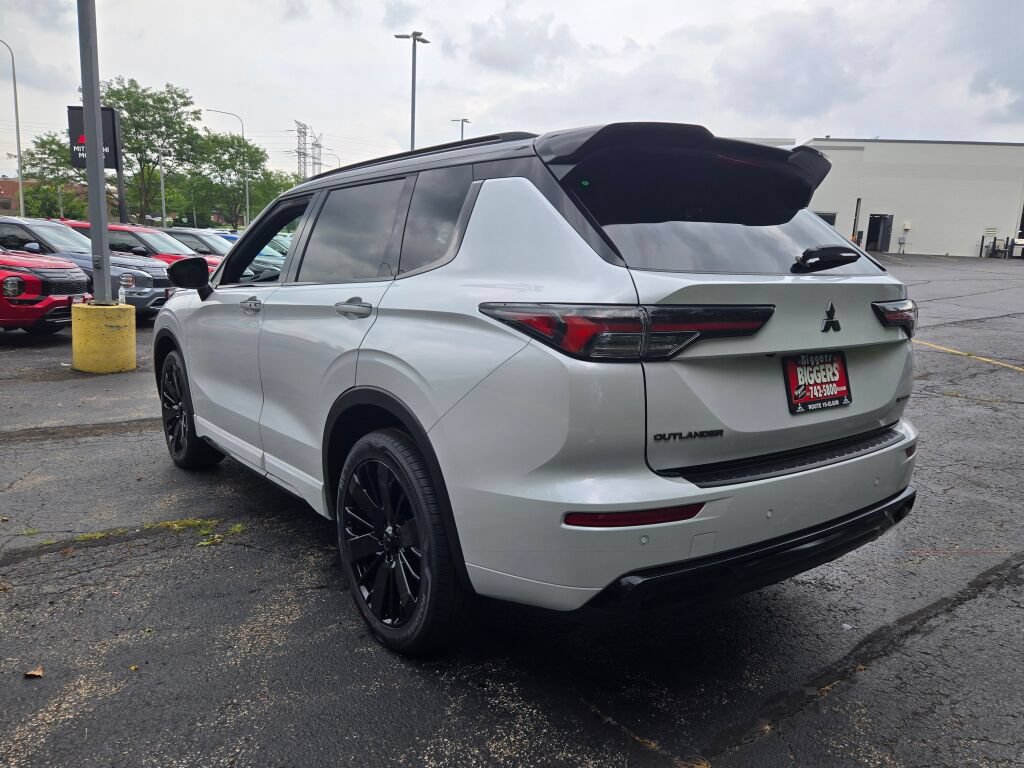 New 2026 Mitsubishi Outlander SEL Black Edition AWD/4WD image 13