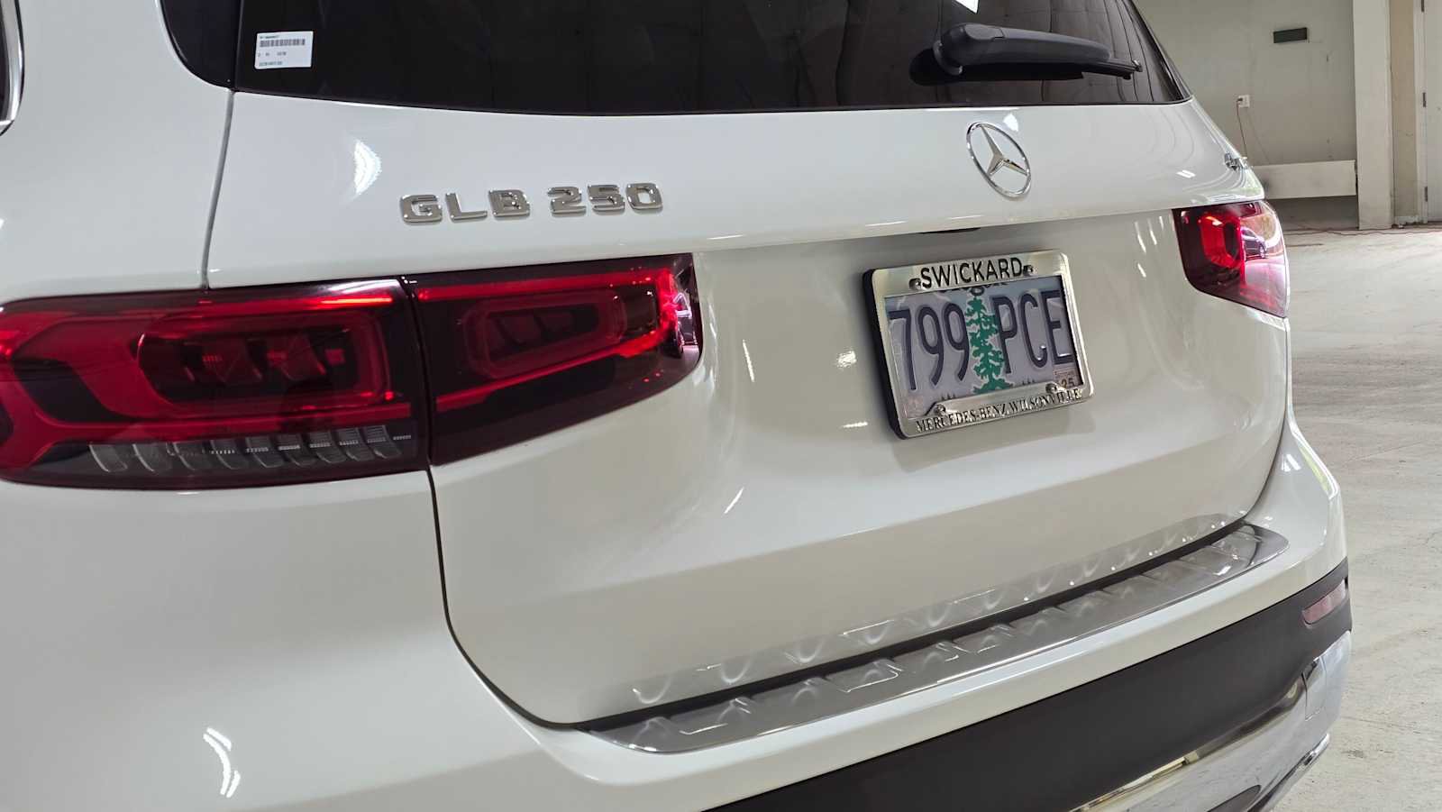 Certified 2022 Mercedes-Benz GLB 250 4MATIC image 13