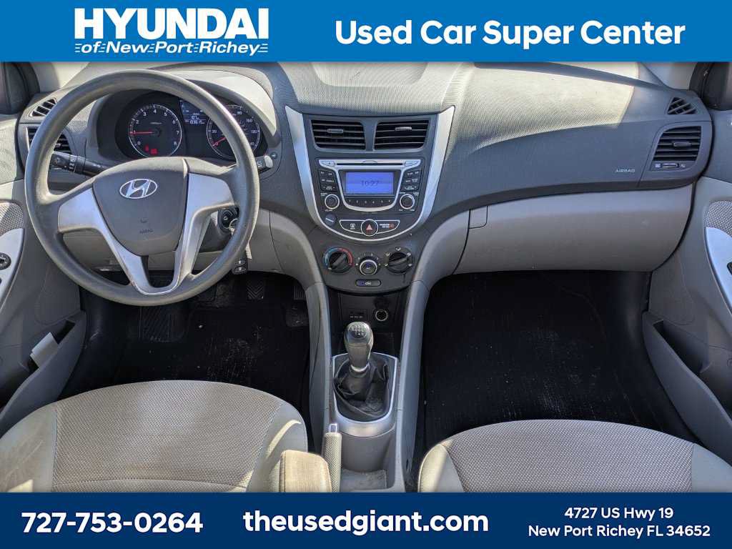 Used 2013 Hyundai Accent GS FWD image 13