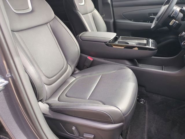 Certified 2025 Hyundai Tucson Limited image 18