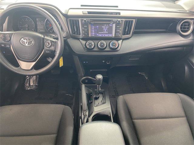 Certified 2018 Toyota RAV4 LE w/ Carpet Mat Package AWD/4WD image 24