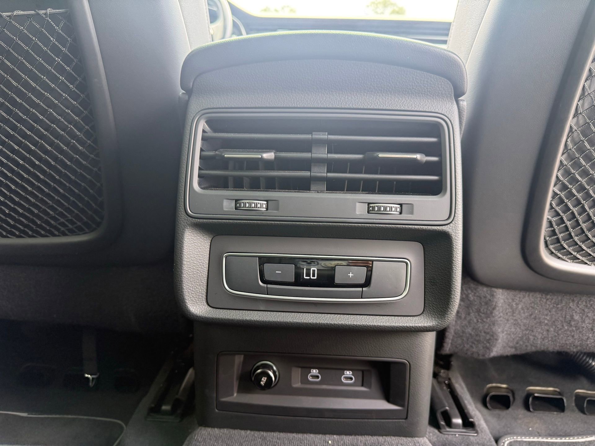 Used 2023 Audi Q8 Premium w/ Convenience Package image 22