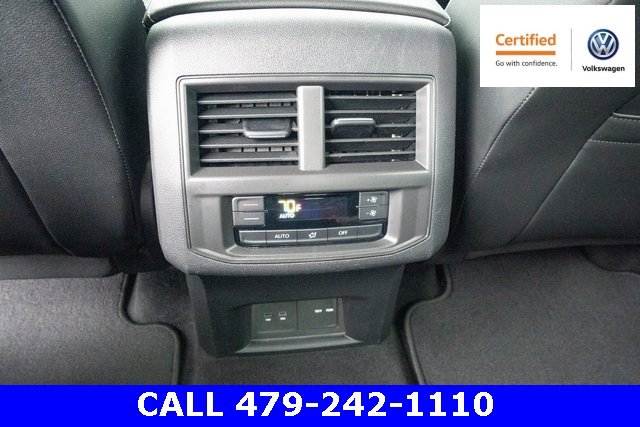 Certified 2022 Volkswagen Atlas SEL R-Line image 33