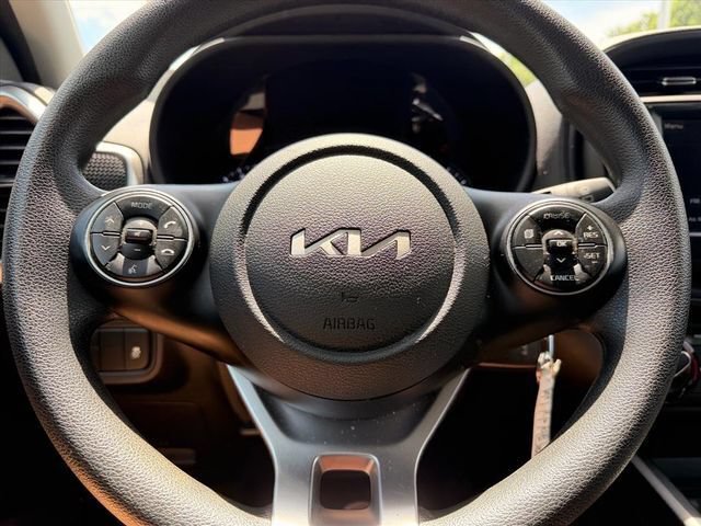Used 2022 Kia Soul LX w/ Technology Package FWD image 21