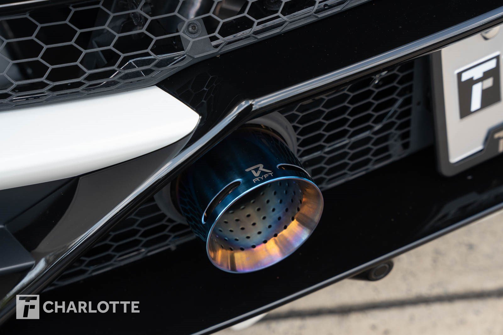 Used 2024 Lamborghini Huracan EVO AWD/4WD image 18