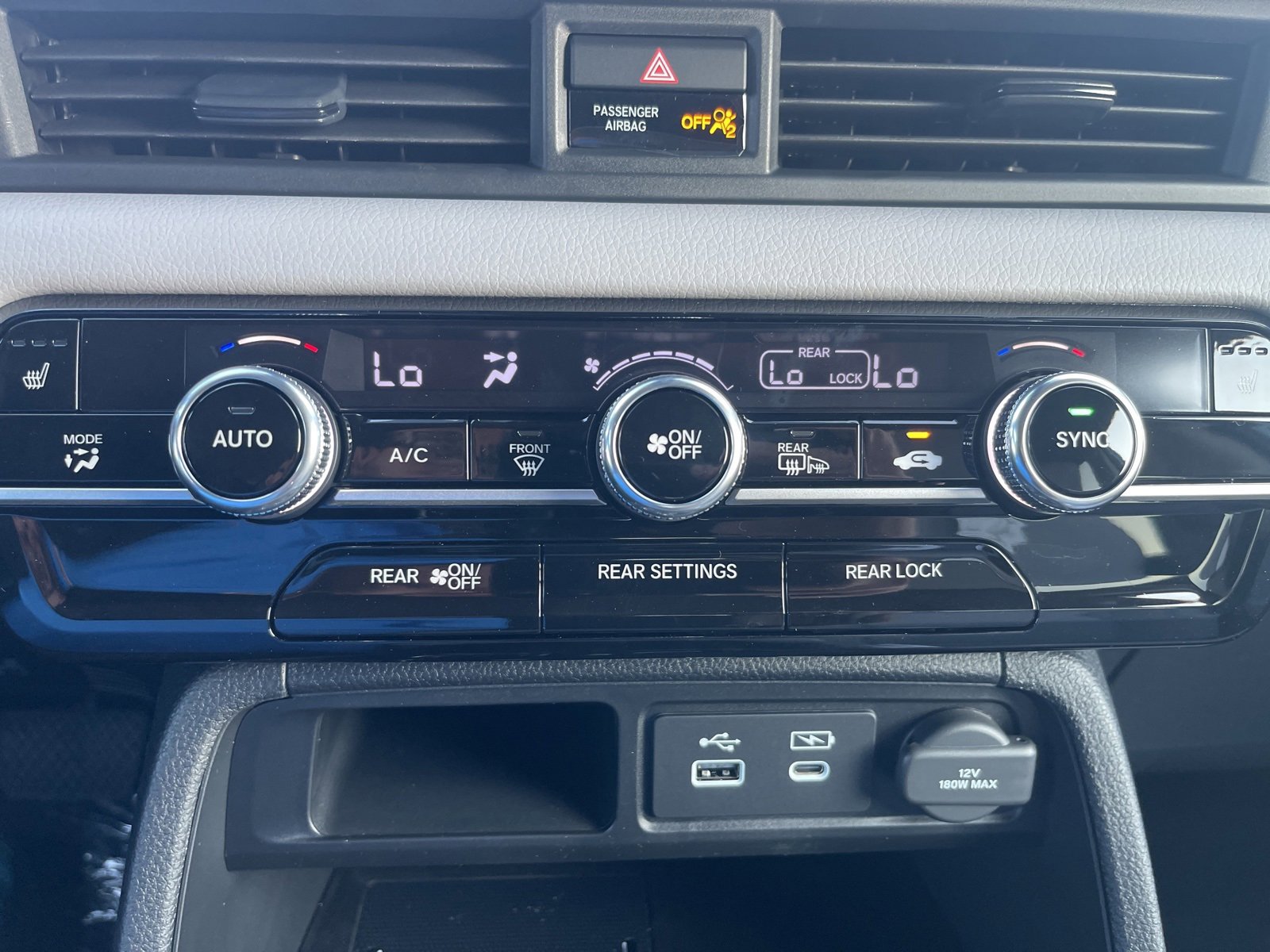 New 2025 Honda Pilot Touring image 35