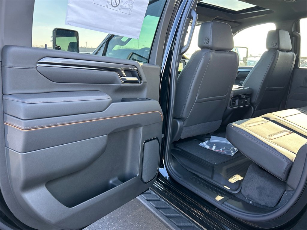 New 2026 GMC Sierra 3500 AT4 w/ AT4 Premium Plus Package image 35