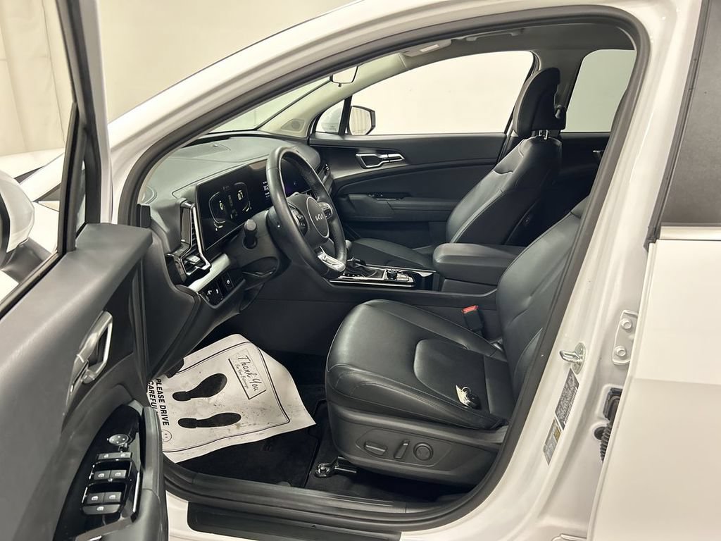 Certified 2024 Kia Sportage EX AWD/4WD image 9