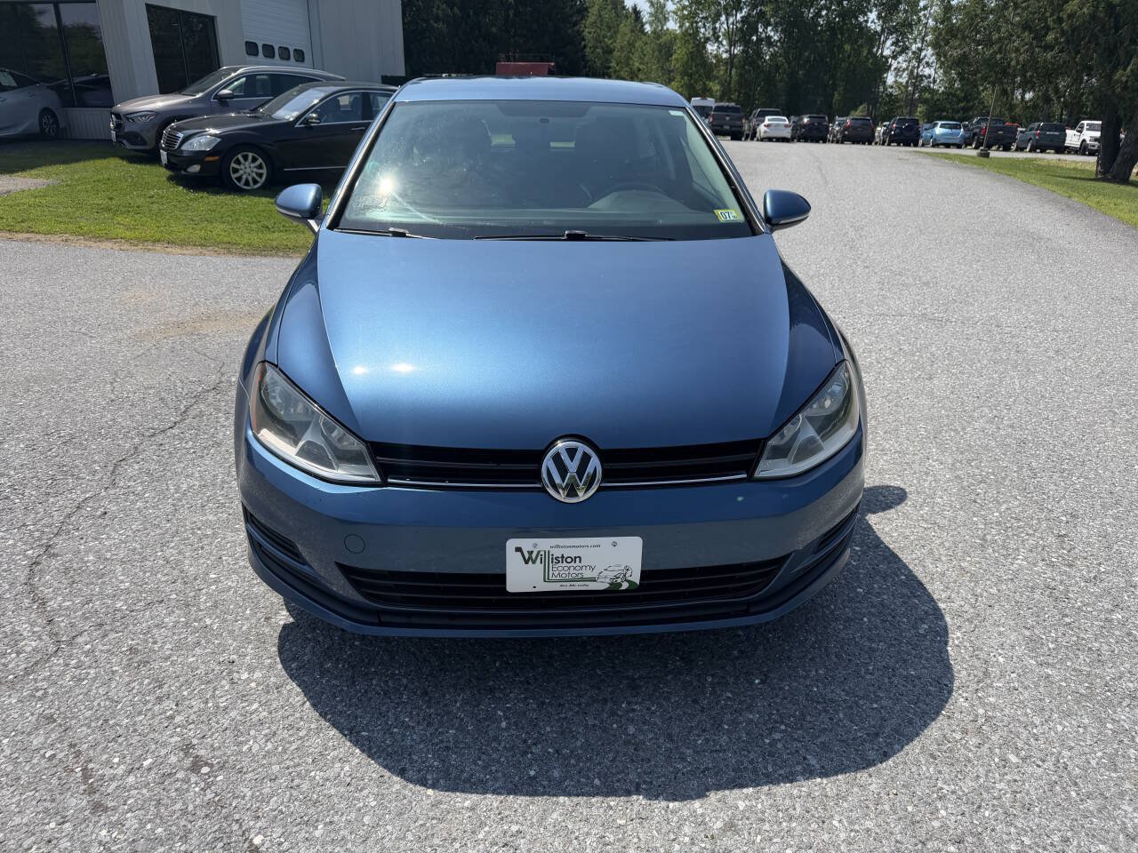 Used 2015 Volkswagen Golf Launch Edition FWD image 8