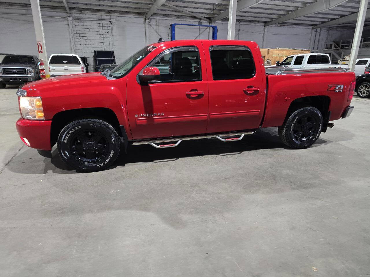 Used 2011 Chevrolet Silverado 1500 LT w/ All-Star Edition image 4