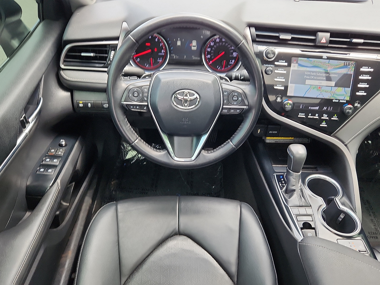 Used 2019 Toyota Camry XSE w/ Navigation Package FWD image 11