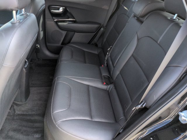 Used 2022 Kia Niro Touring Special Edition FWD image 14