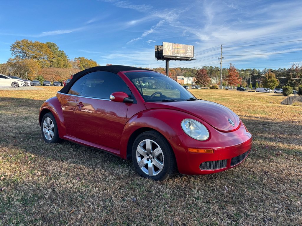 Used 2007 Volkswagen Beetle Convertible w/ Package 1 FWD image 6