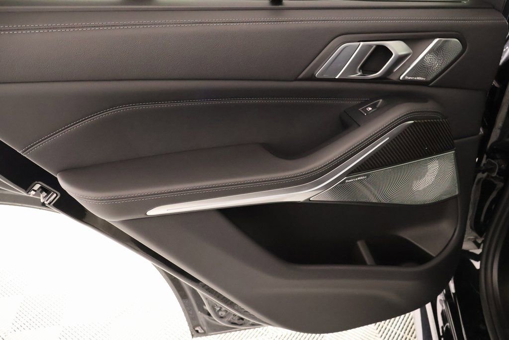 New 2026 BMW X5 M Competition w/ Executive Package image 18